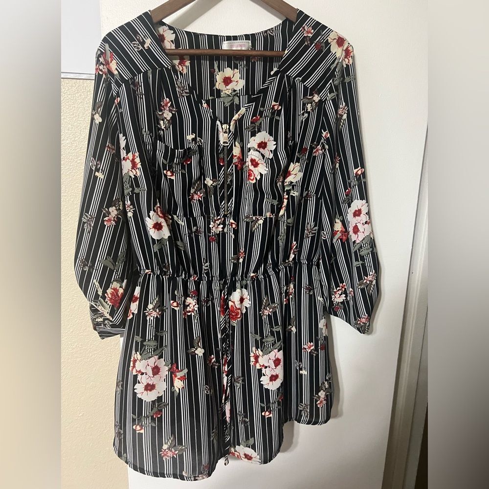 Stella Tweed Black and White Floral Tunic Blouse Sz 1X Classic Chic Minimalist